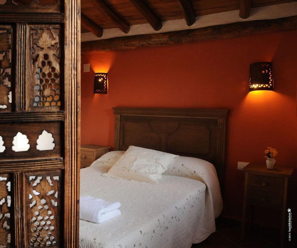 La Molinilla Apartamentos Y Hammam - Adults Only Linares de la Sierra Εξωτερικό φωτογραφία